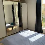 Private In Shared House منزل للإقامة أوستيند