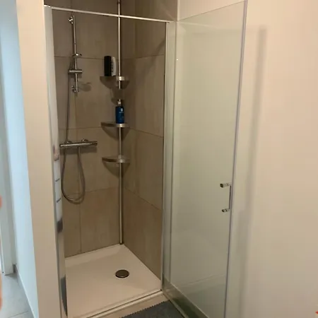 Private In Shared House *