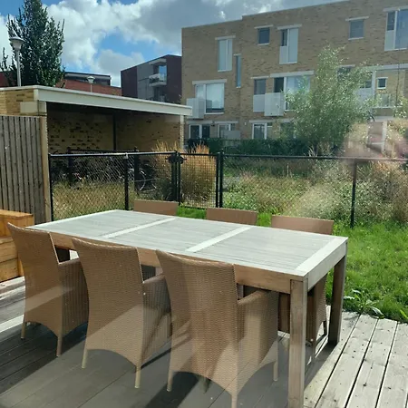 Homestay Private In Shared House