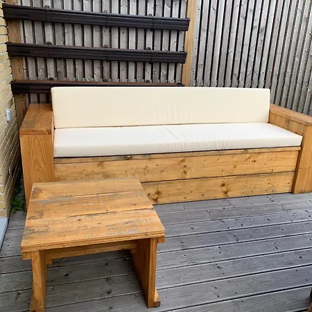 Private In Shared House ホームステイ