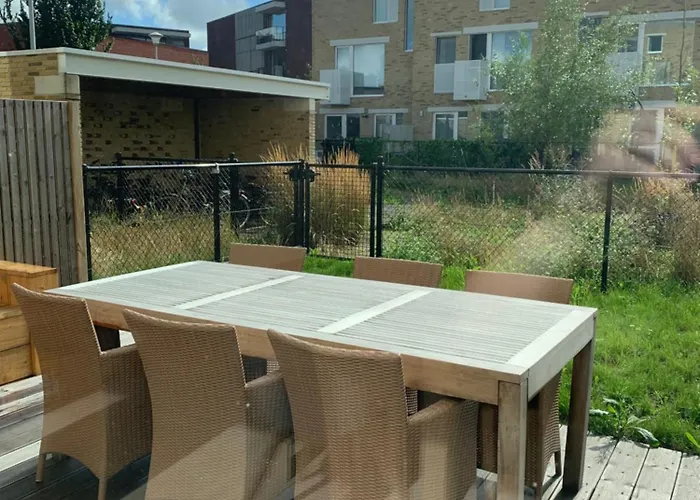 Homestay Private In Shared House